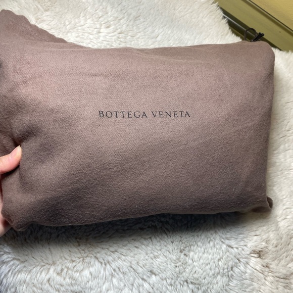 Bottega Veneta Vibrant Blue Belt Bag - Picture 11 of 12